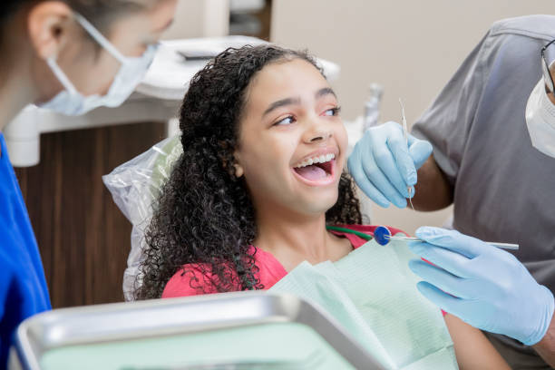 Best Emergency Broken Tooth Repair in Paris, IL